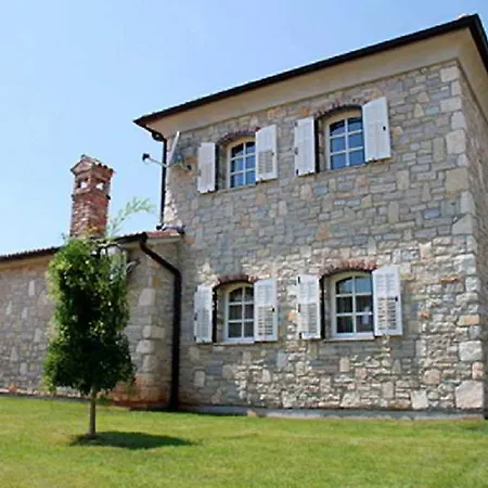 Hotel Barat