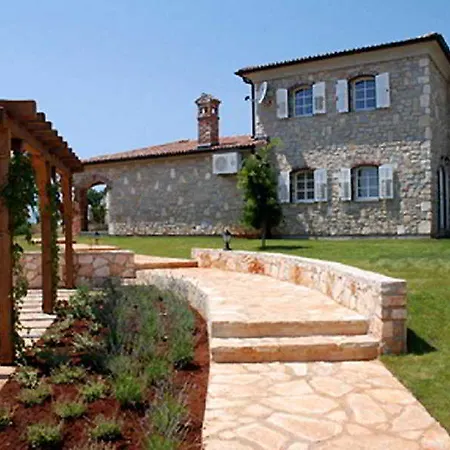 Hotel Barat 4*